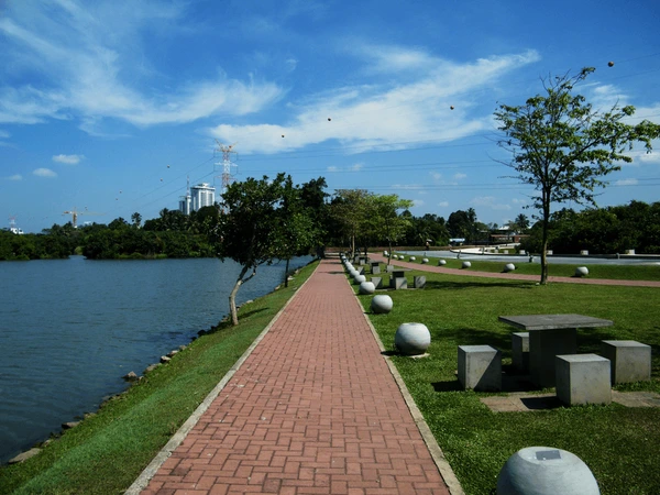 Diyatha Uyana Park