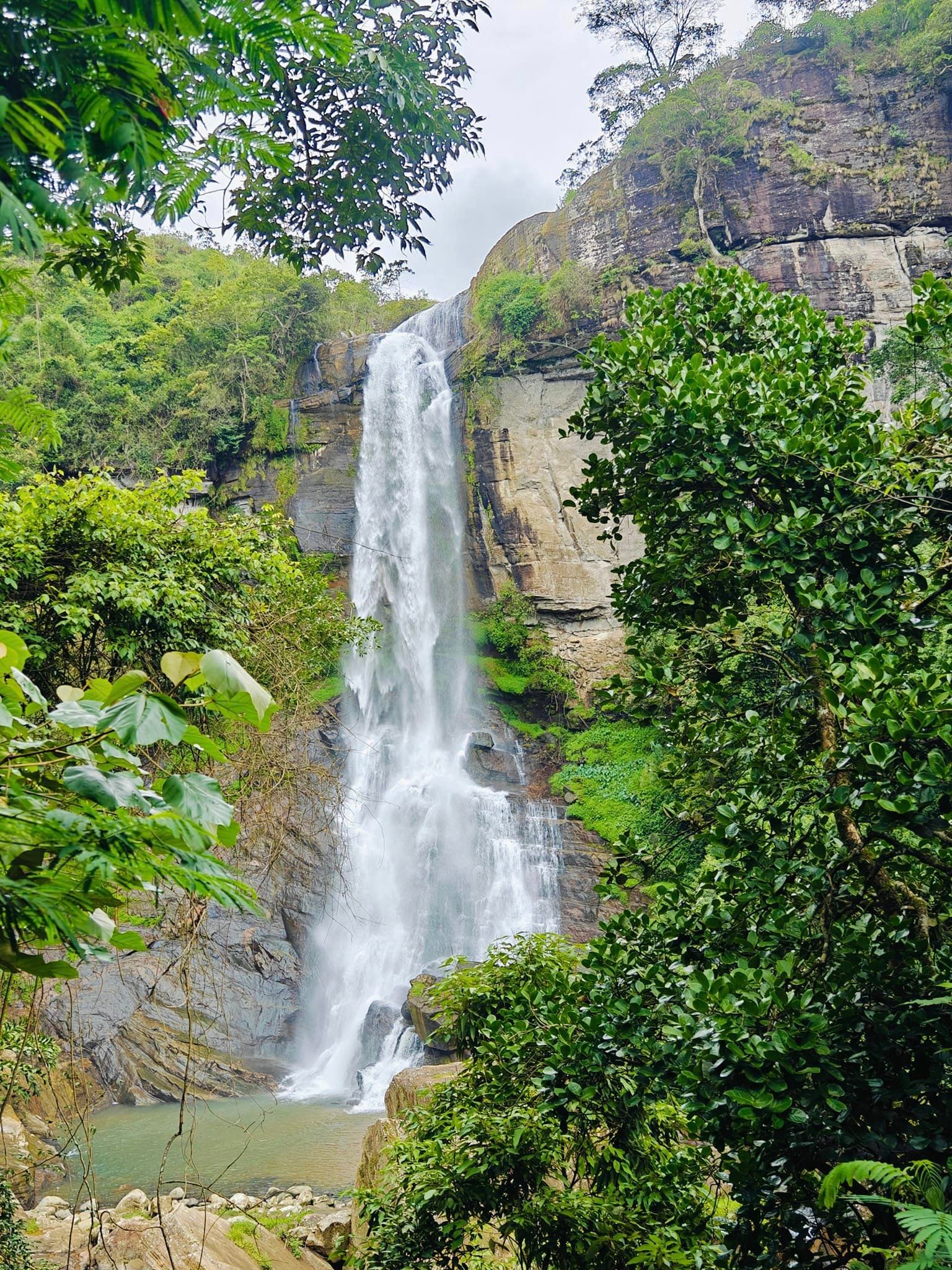 Ramboda Waterfalls