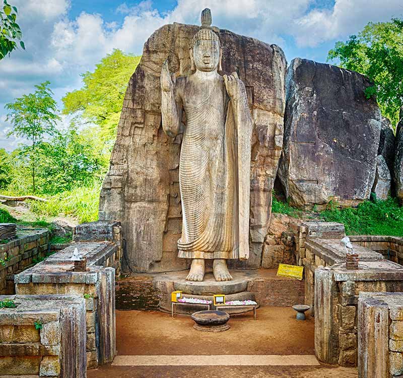 Avukana Buddha Statue